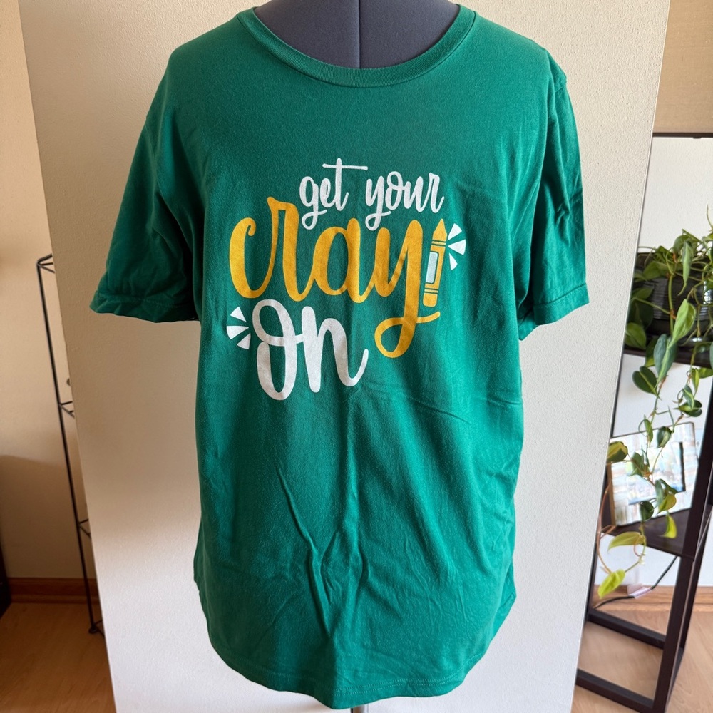 “get your cray on” Crayon Green Unisex Graphic Tee T-Shirt, Men’s Size XL